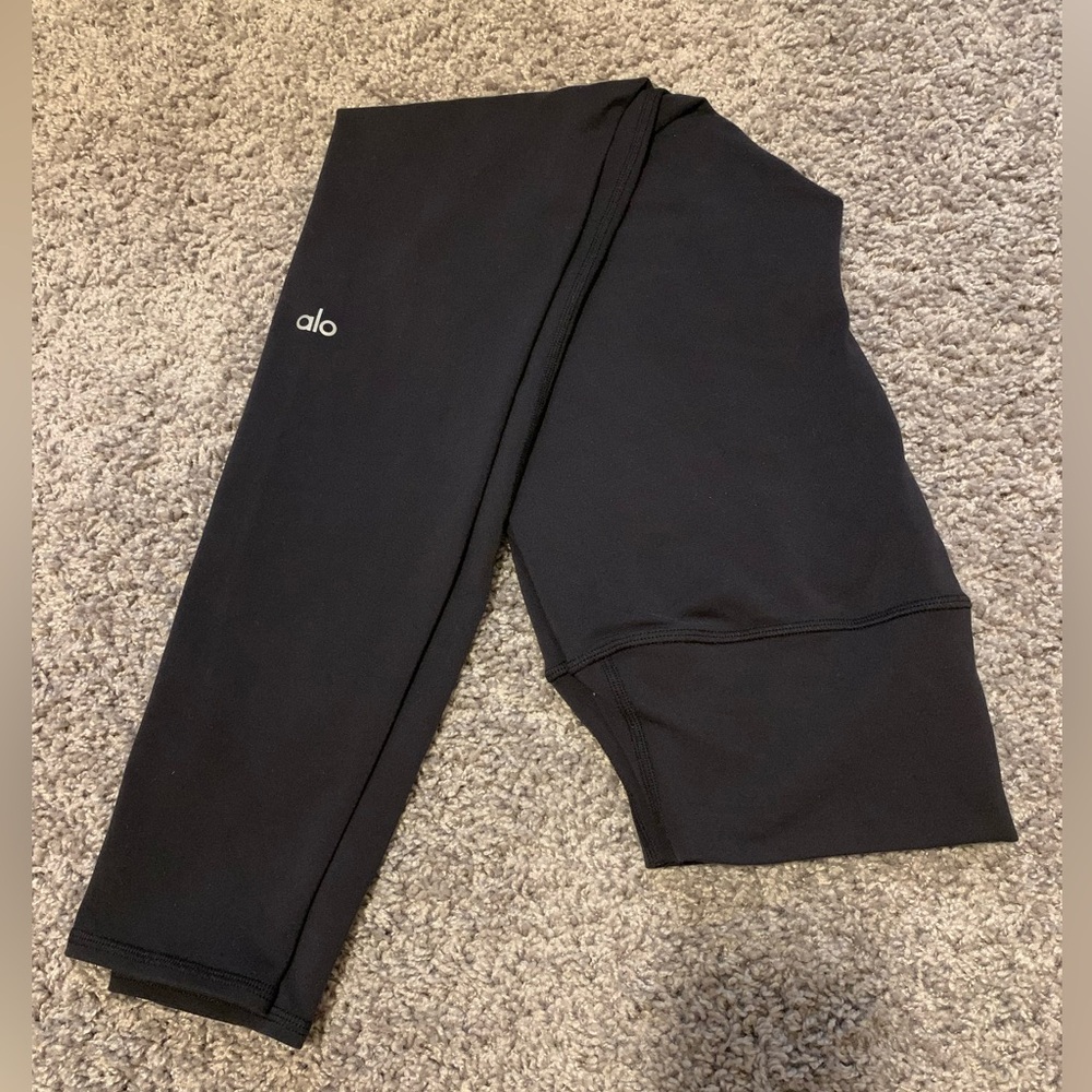 Women’s Alo leggings